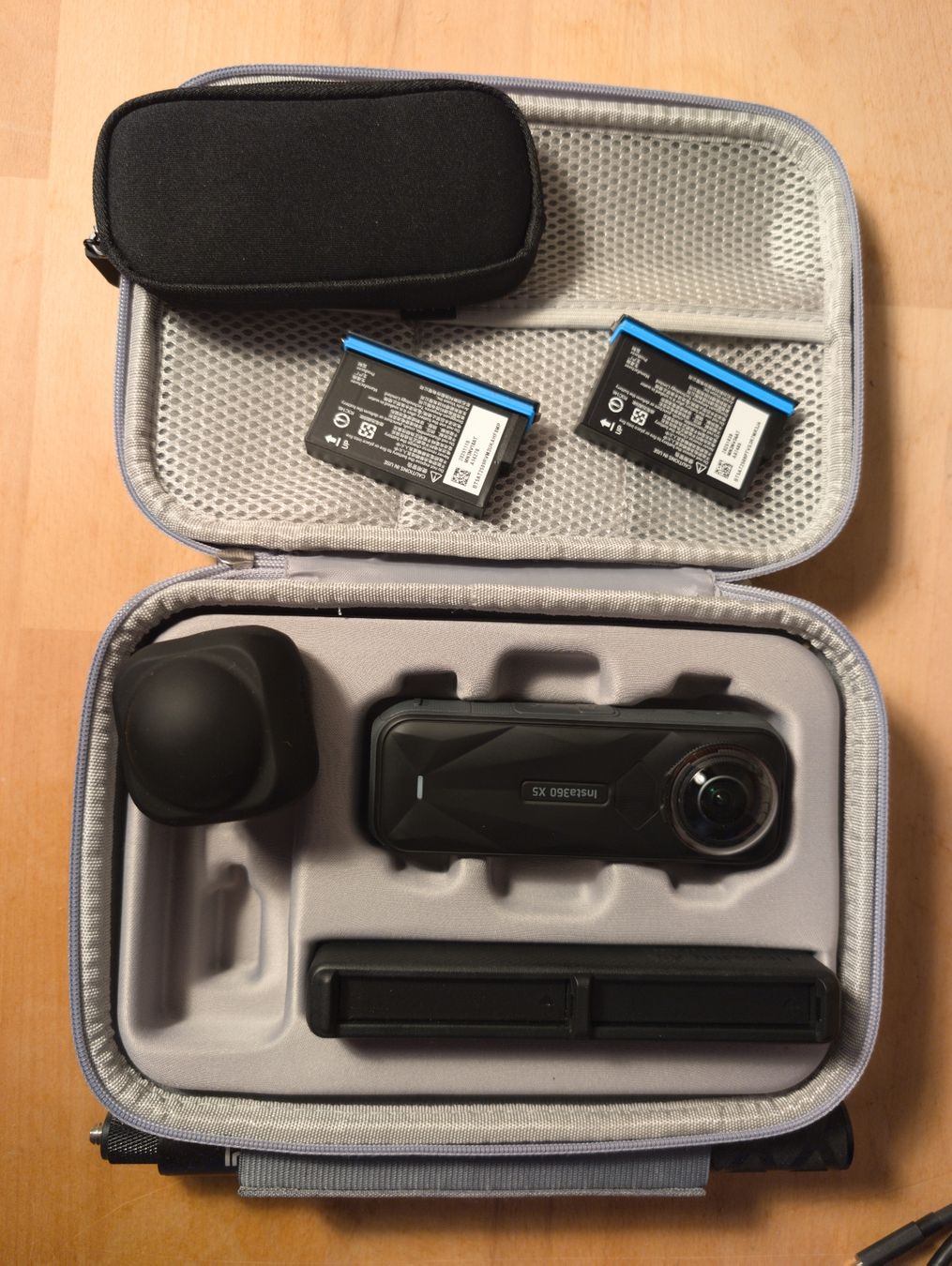 Insta360 Action Cam: insta 360 x5 – Neu (gemäss Beschreibung) aus Astano von A1984