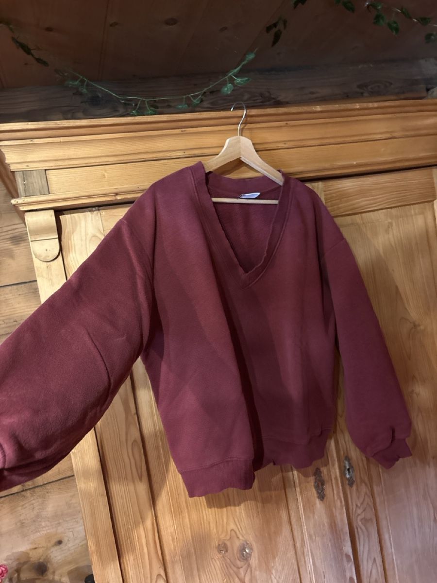 Bershka Pulls & Sweat-shirts: Zwei Pullover V-Neck – D'occasion à Affoltern am Albis par tam_5vn5 4