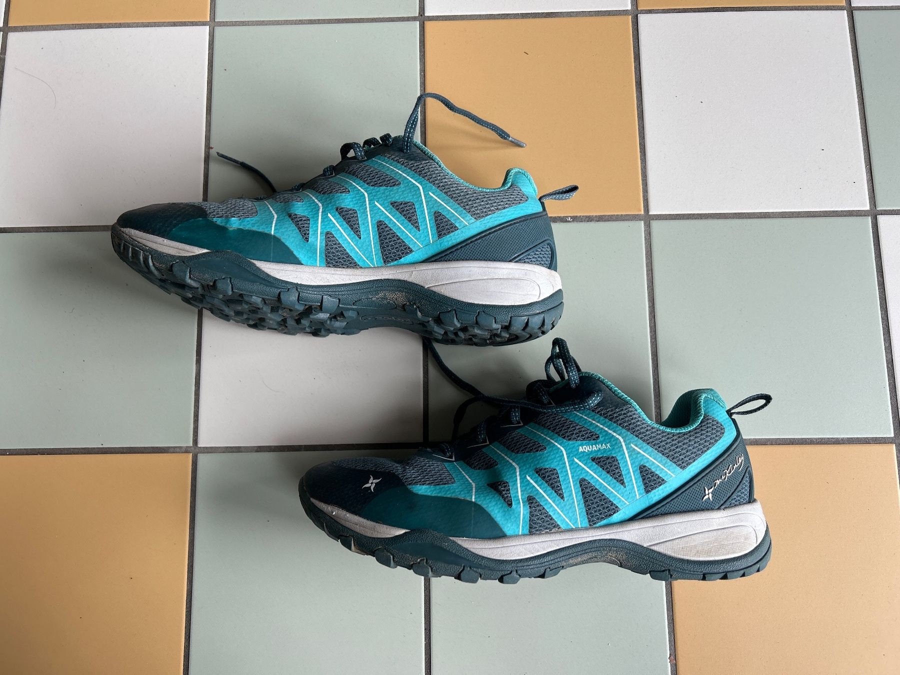 Scarpe per ragazze: Trekkingschuhe von Kinley, Grösse 37 – Usato da Zürich venduto da Diekosaken 1