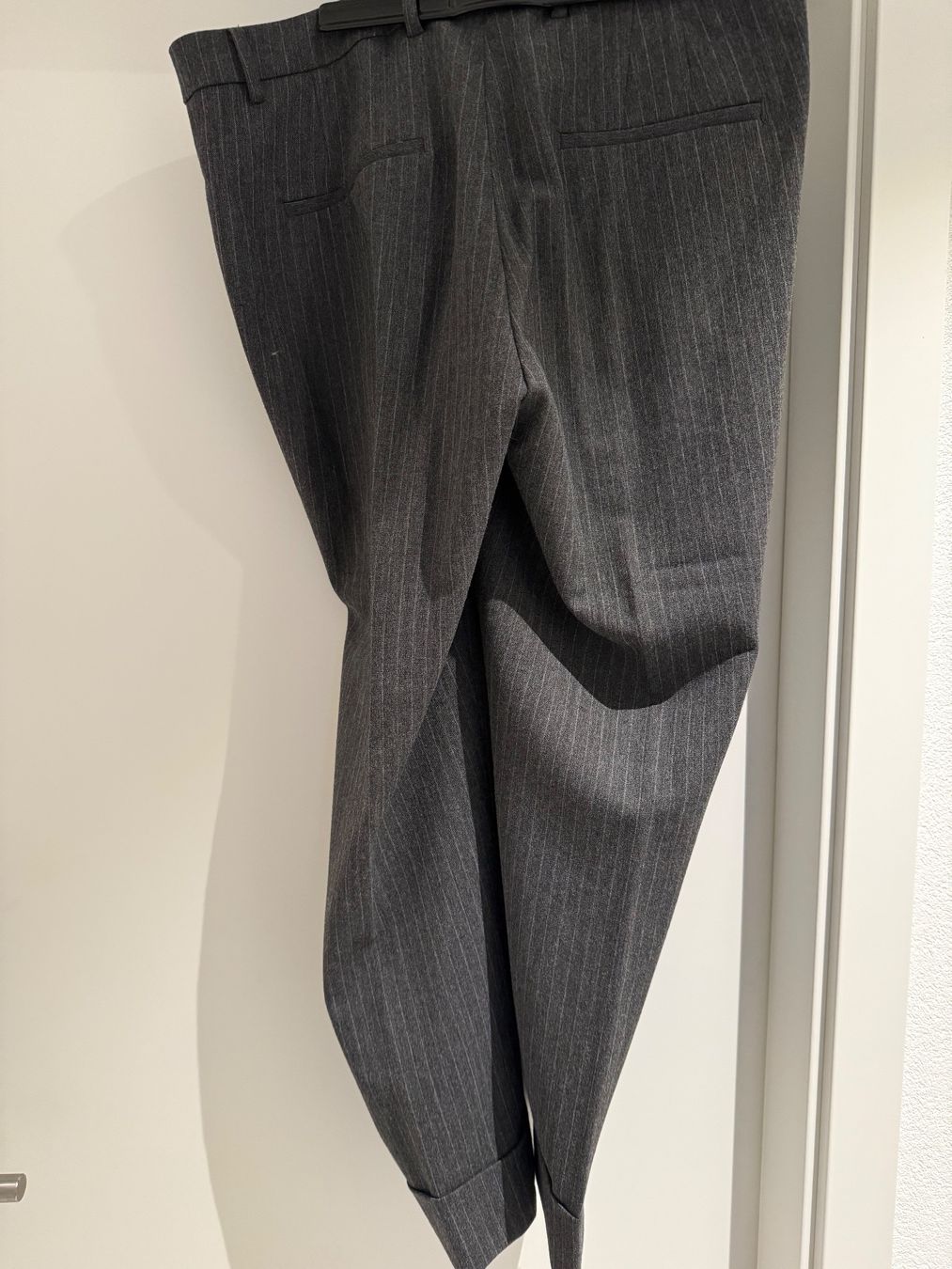 Cambio Pantaloni: Pantalon Cambio gris avec rayures – Usato da Gimel venduto da fan_8tvc 1