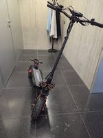 E-Scooter 2400 W  starker Dual-Motor