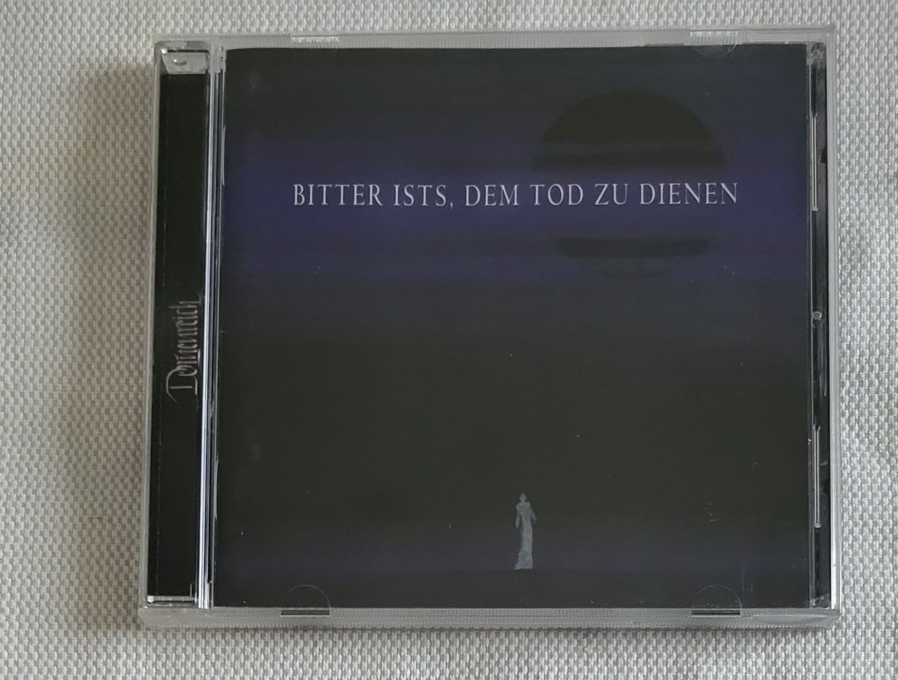 CD: Dornenreich – Usato da Villars-sur-glane venduto da Epsilonhike