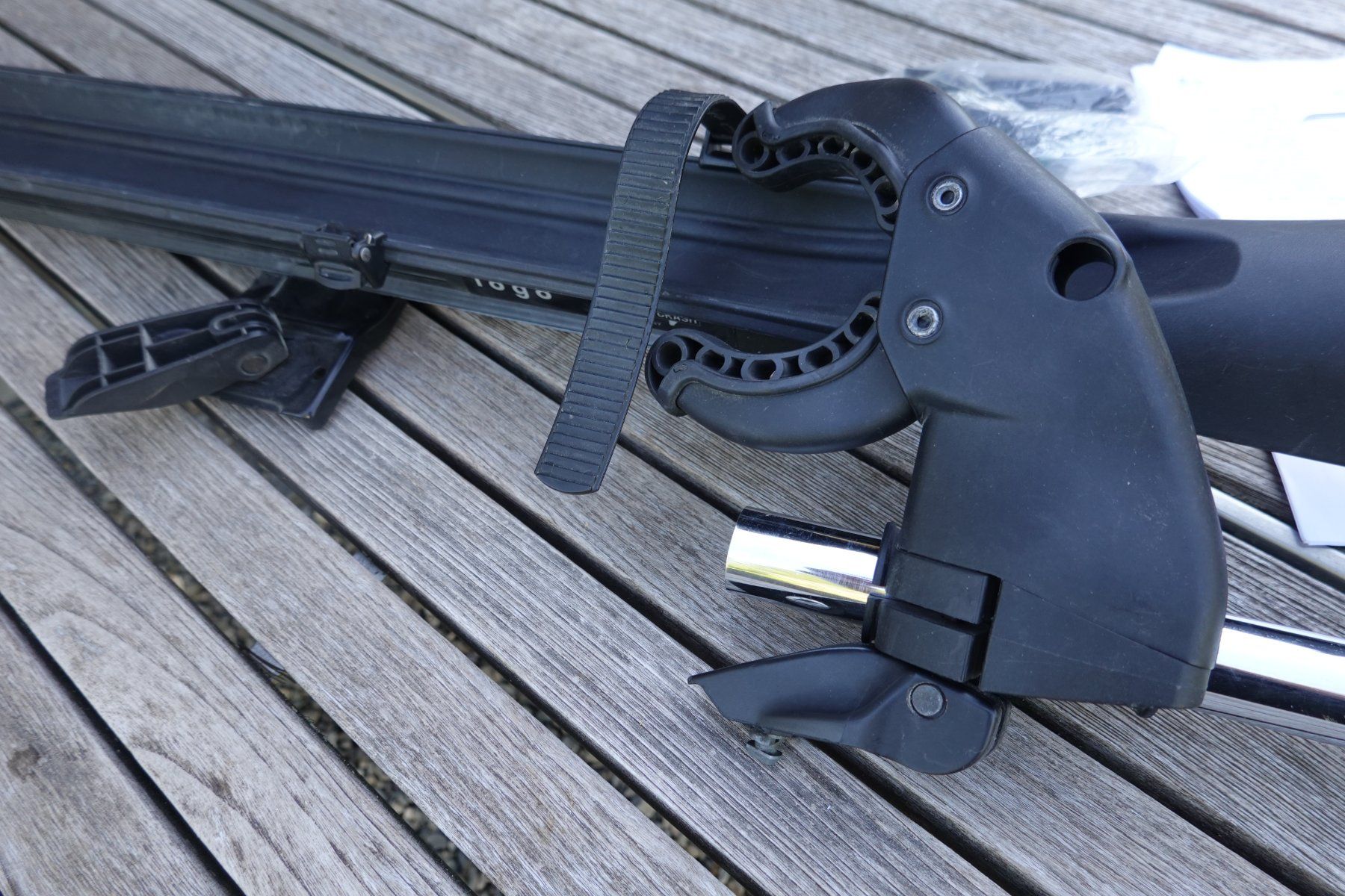 VW Dachträger: Fahrradhalter Velodach-Träger VW – Gebraucht aus Hausen AG von nordost 3