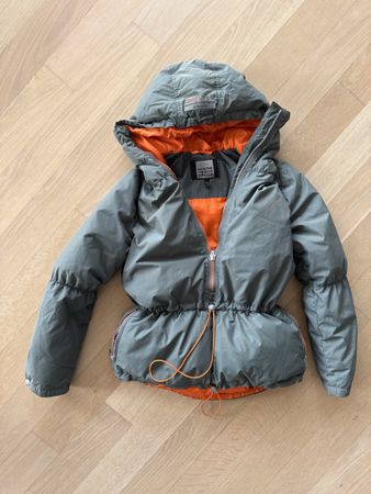 Marithe Francois Girbaud Daunen Jacke. x Sportalm