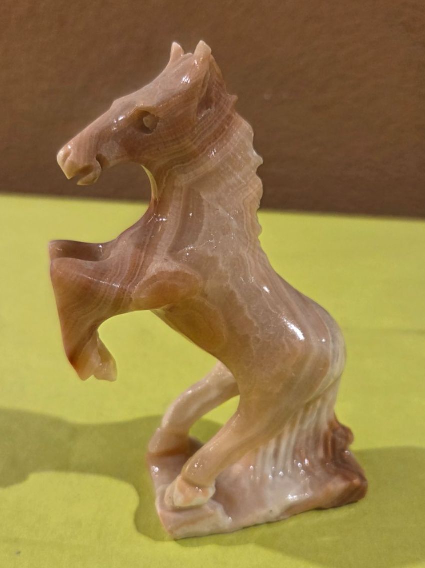 Sculture & Statue: Pferd 12cm aus Marmor – Nuovo (secondo la descrizione) da Roggliswil venduto da Mabelco