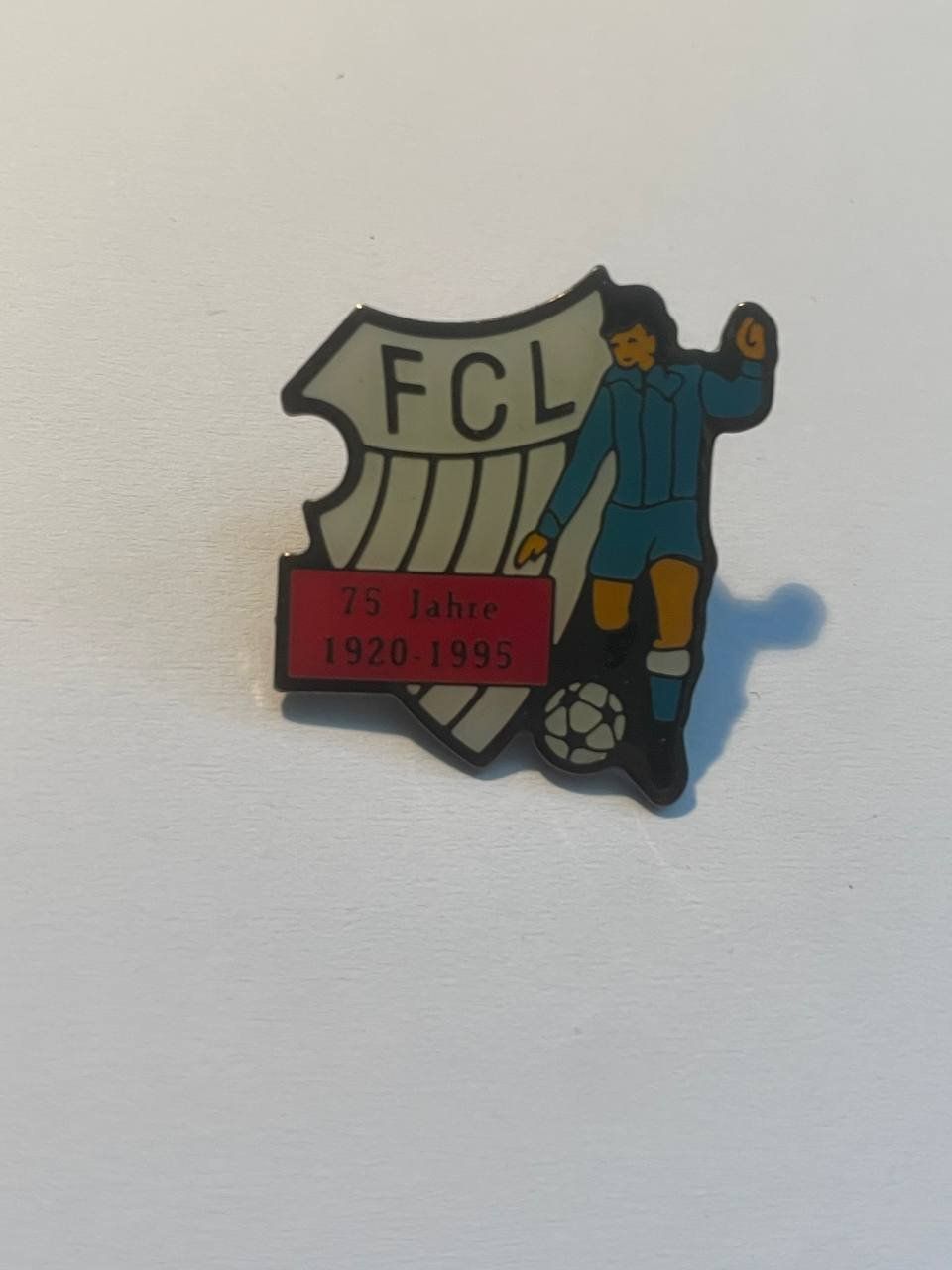 Placchette & Badge: 27. Pin - FC Luzern – Usato da Luzern venduto da Irek 1
