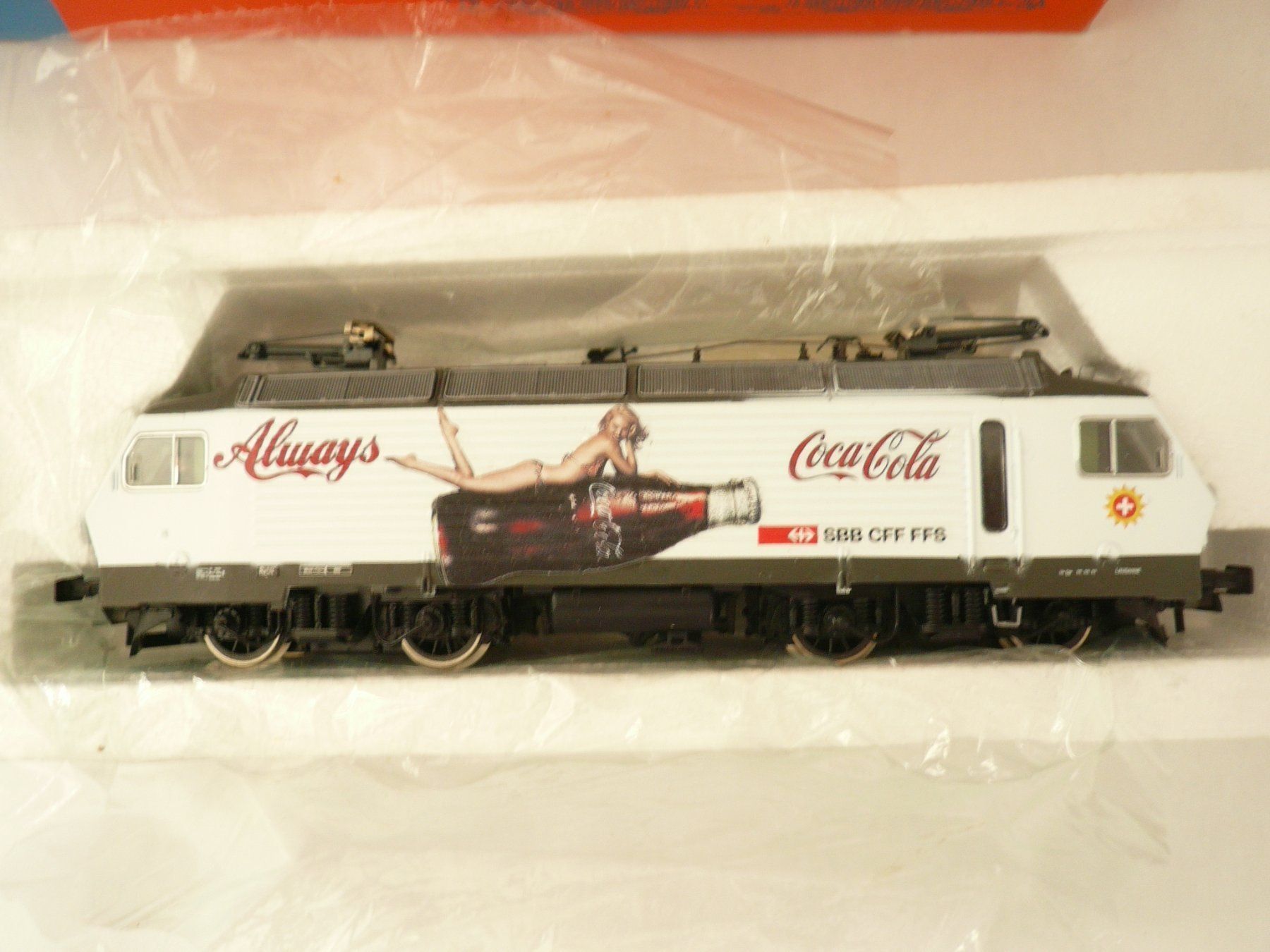Roco Modelleisenbahnen: ROCO H0 RE 4/4 IV " COCA COLA WEISS " NEUWERTIG ODER NEU – Neu (gemäss Beschreibung) aus Pfaffnau von nolff 2