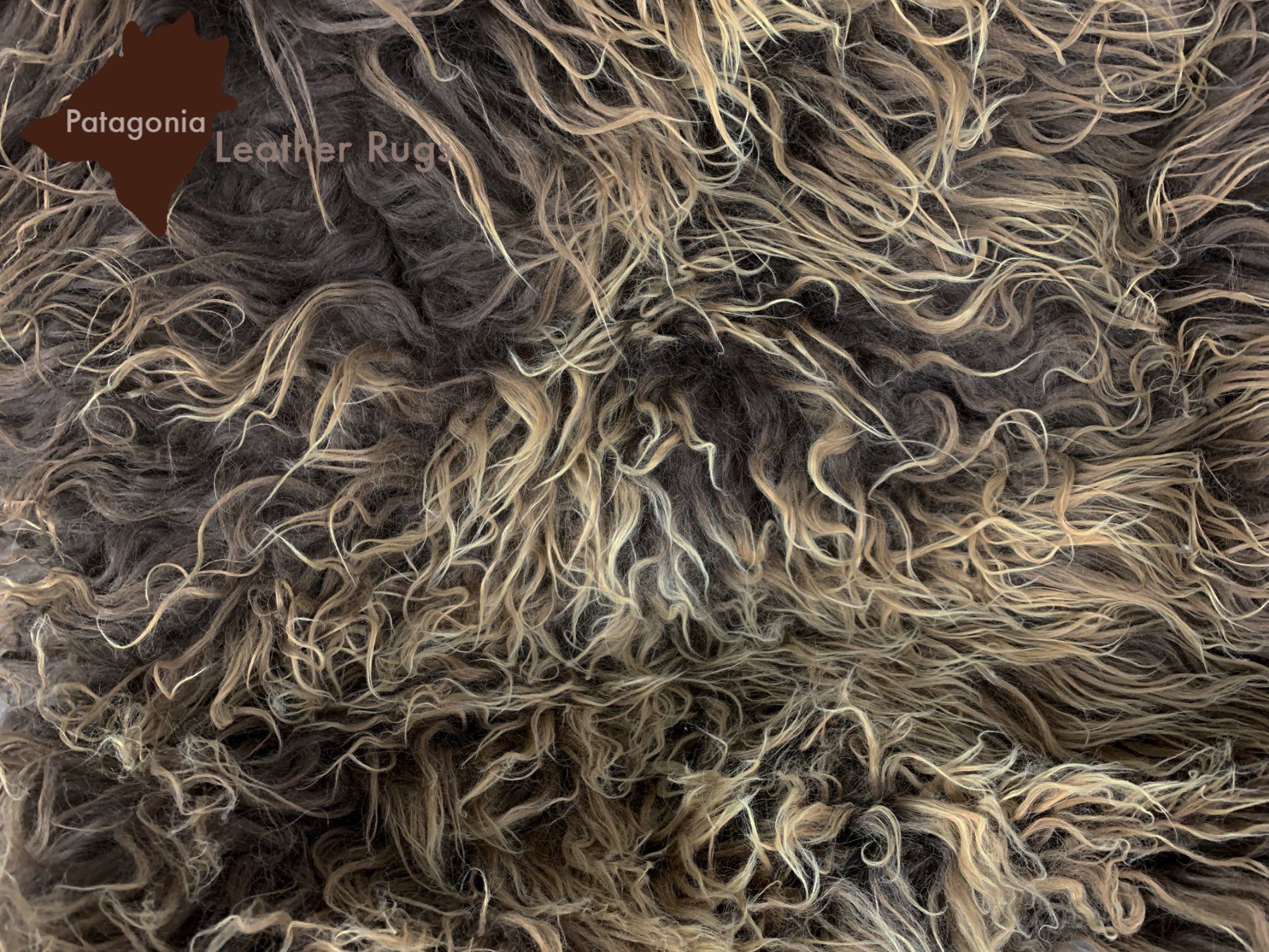 Tappeti: Isländisches Schaffell mit Langem Fell – Nuovo e nell'imballaggio originale da Arbedo venduto da patagonialeatherrugs 2
