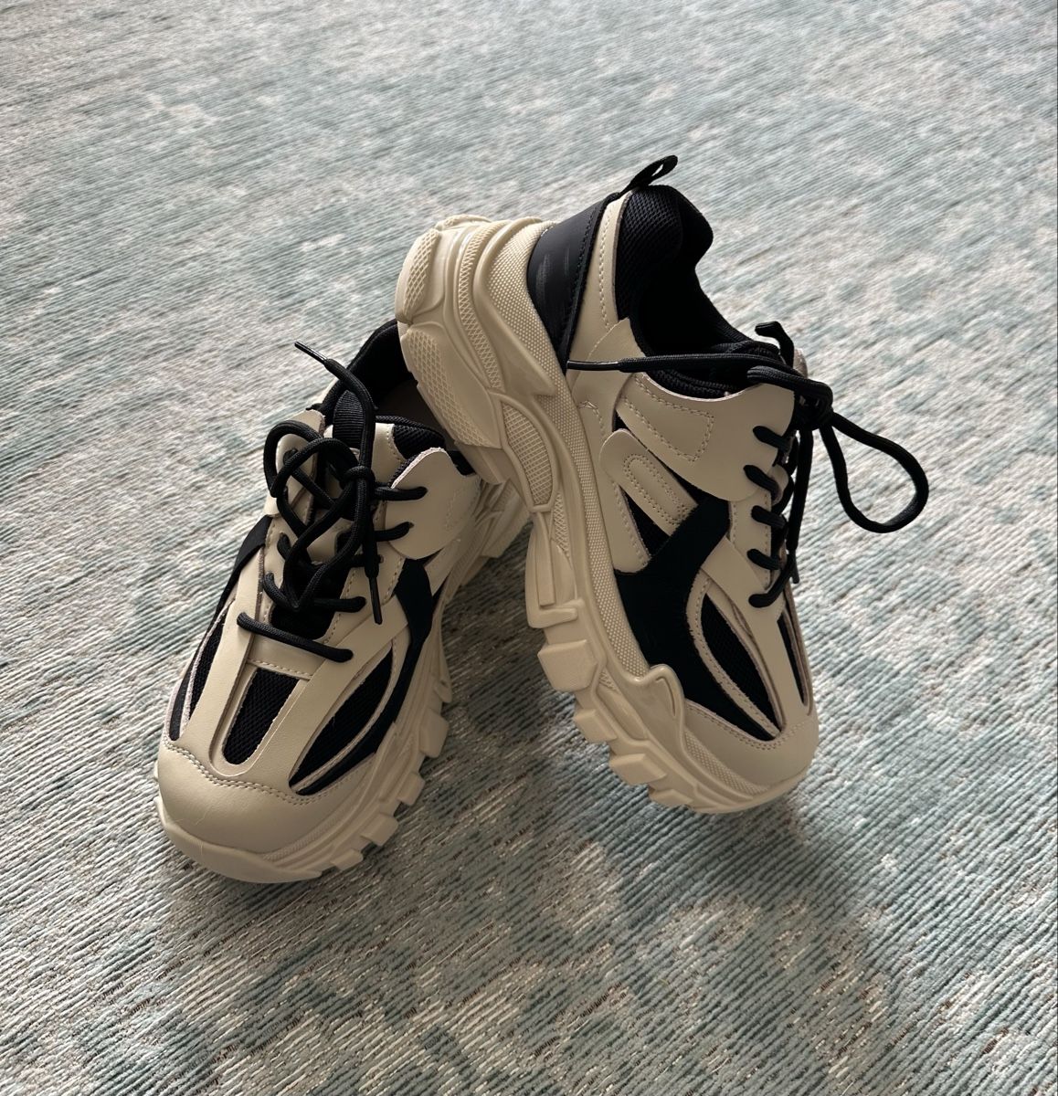 Scarpe da donna: Nouvelles baskets en cuir, taille 36  – Nuovo e nell'imballaggio originale da Couvet venduto da Aura_aura 5