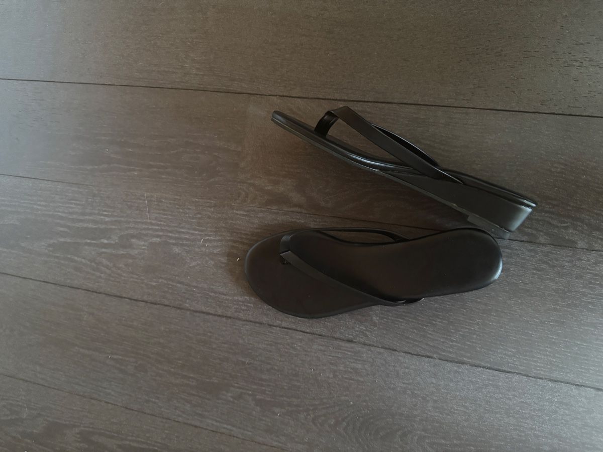 Scarpe da donna: FlipFlop mit Absatz Grösse 41 – Nuovo (secondo la descrizione) da Elgg venduto da bea_9qzt