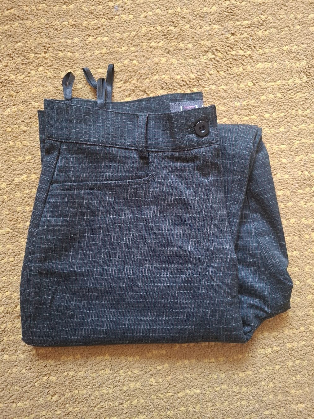 Hosen: Pantalon Vintage taille M – Neu (gemäss Beschreibung) aus La Tour-de-Peilz von Marin_nette 2