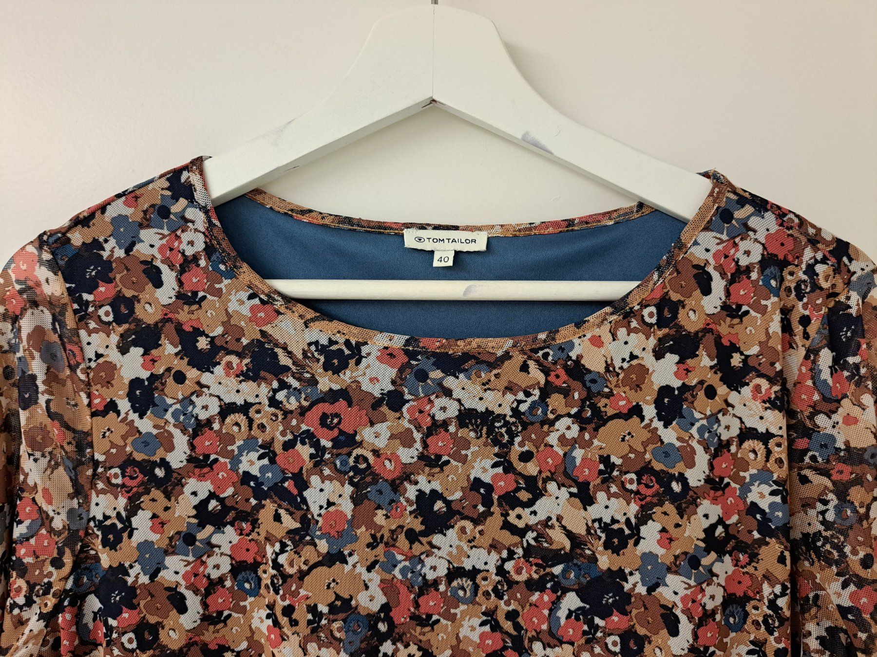Tom Tailor Vestiti: neuwertiges Blümchen-Midikleid TOM TAILER Gr. 40 – Usato da Hauptwil venduto da maexchen71 2