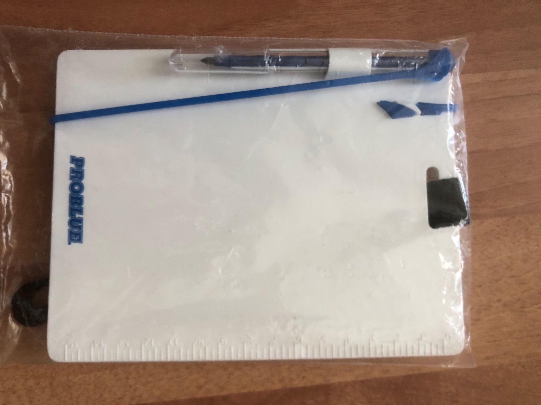 Sonstiges zum Tauchen: Unterwasser-Schreibtafel – Neu und originalverpackt aus Arbon von