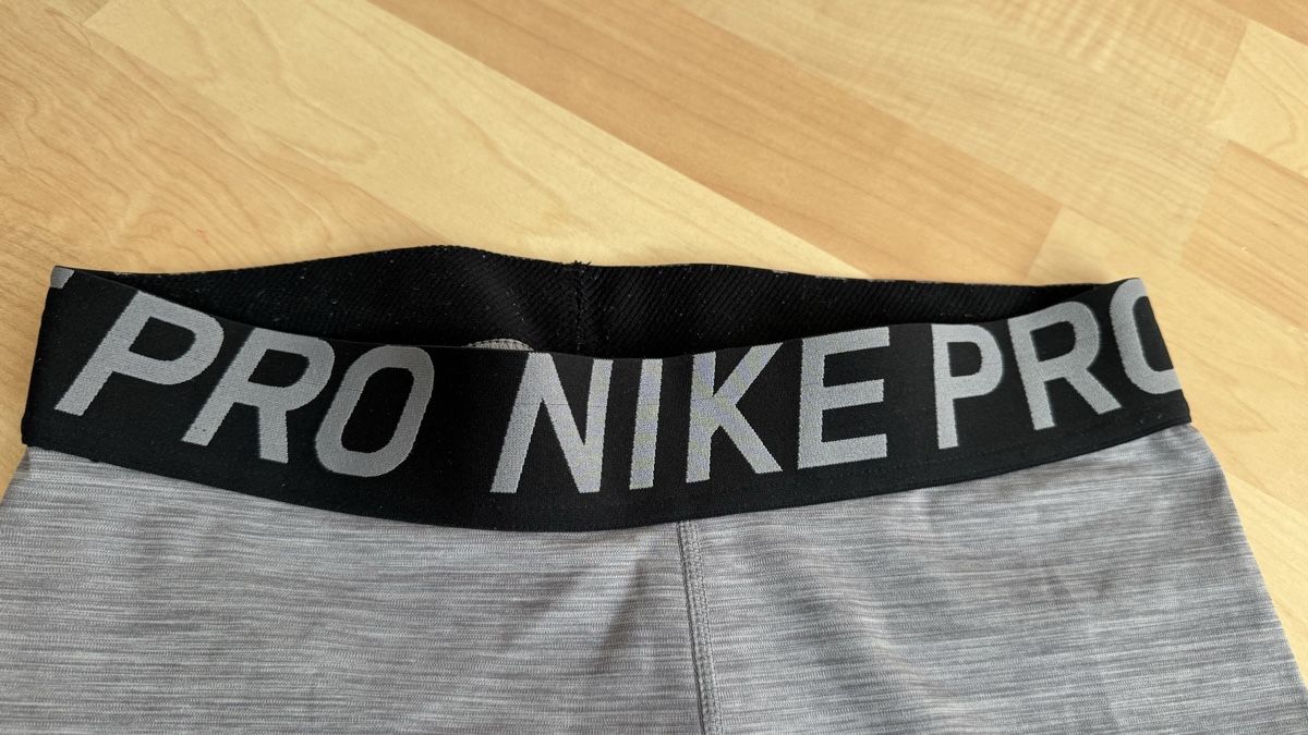 Nike Leggings: Nike Pro grau, Grösse L  – Usato da Amriswil venduto da fabiiana_b 2