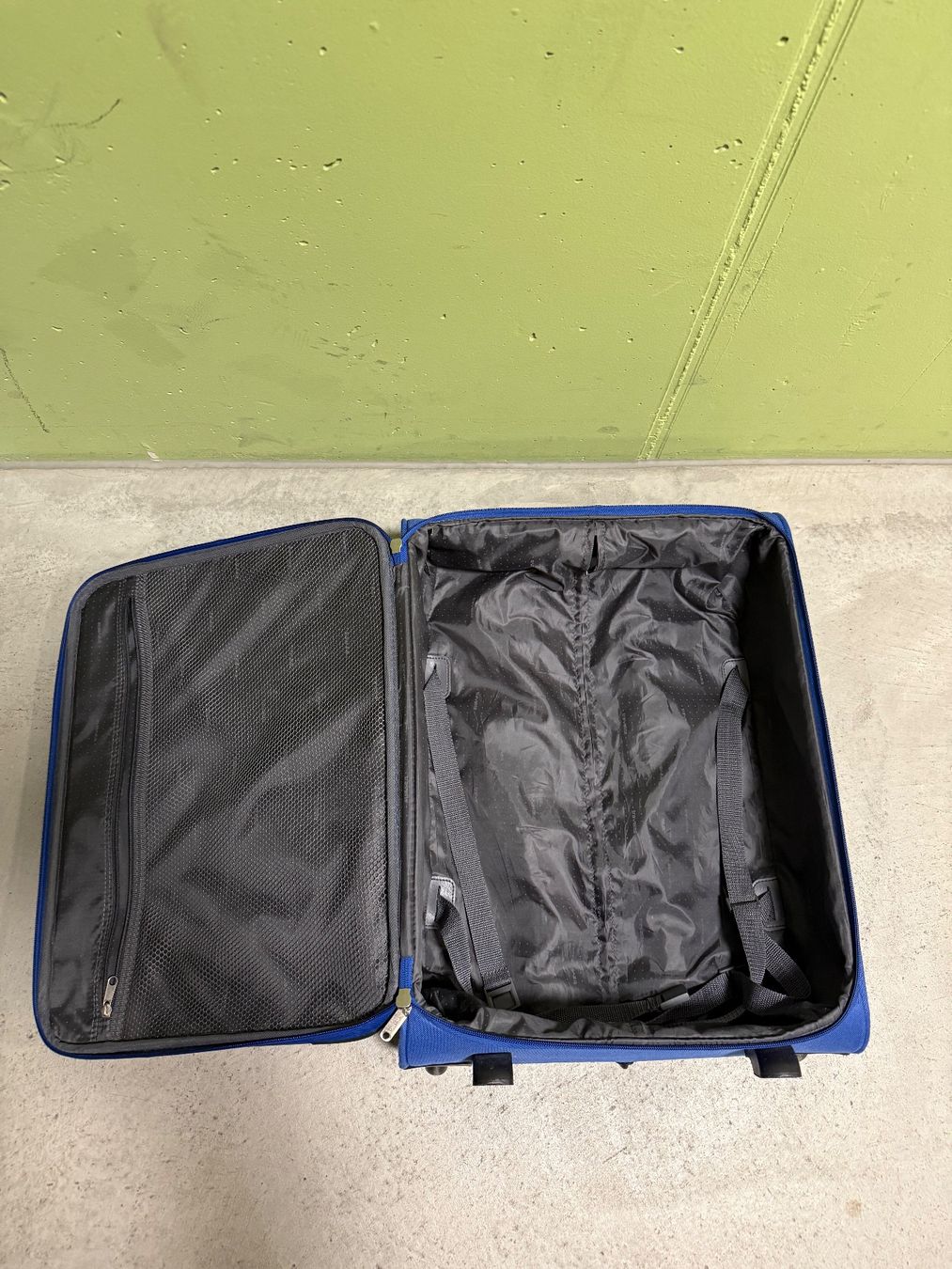 Reisekoffer: Reisekoffer klein – Gebraucht aus Rain von Trusso 2