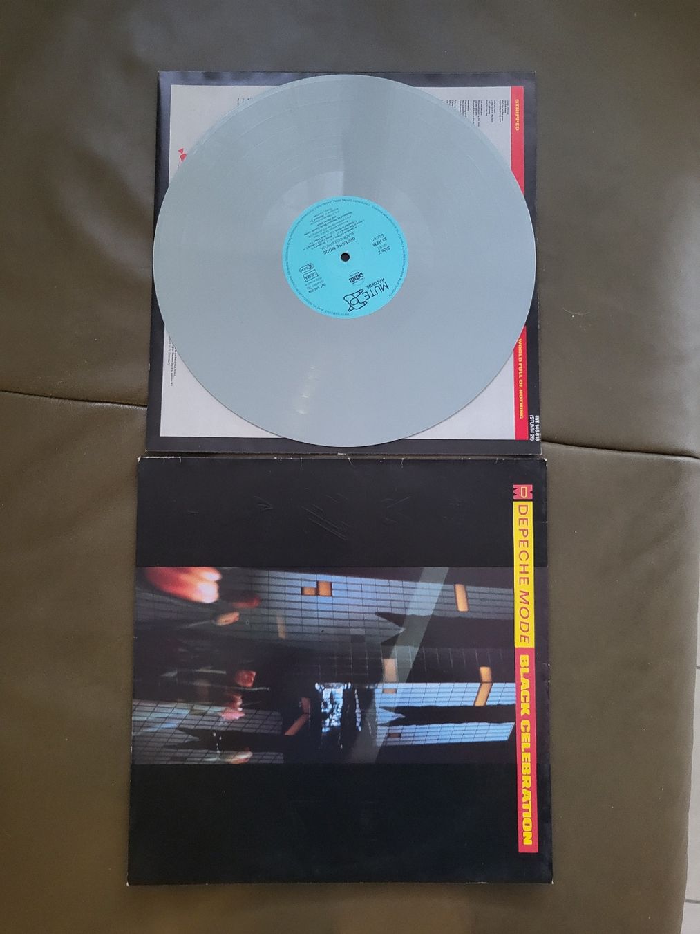 Dischi in vinile: Depeche Mode Black Celebration Vinyl LP – Usato da nunningen venduto da mic_88k2 3