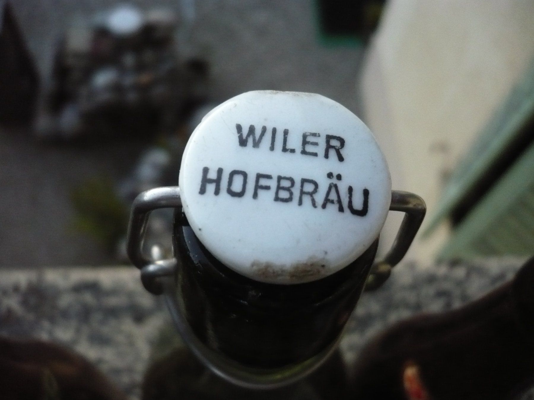 Verres, cruches & bouteilles: 3 Bierflaschen WILER HOF – D'occasion à Biberist par Urmel 3