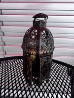 Orientalische Metalllaterne mit buntem Glas – Vintage