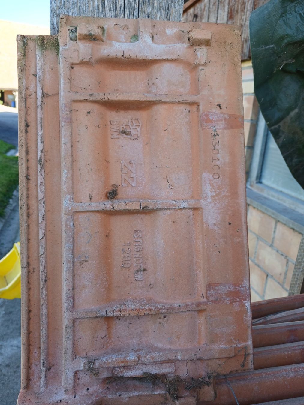 Pierres & tuiles: dachziegel – Neuf (Voir description) à Sigigen par Arnika011 4