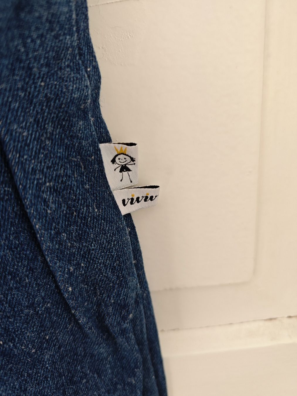 Pantaloni: Hose ViviV 146/152  – Usato da Winterthur venduto da Shorna 1