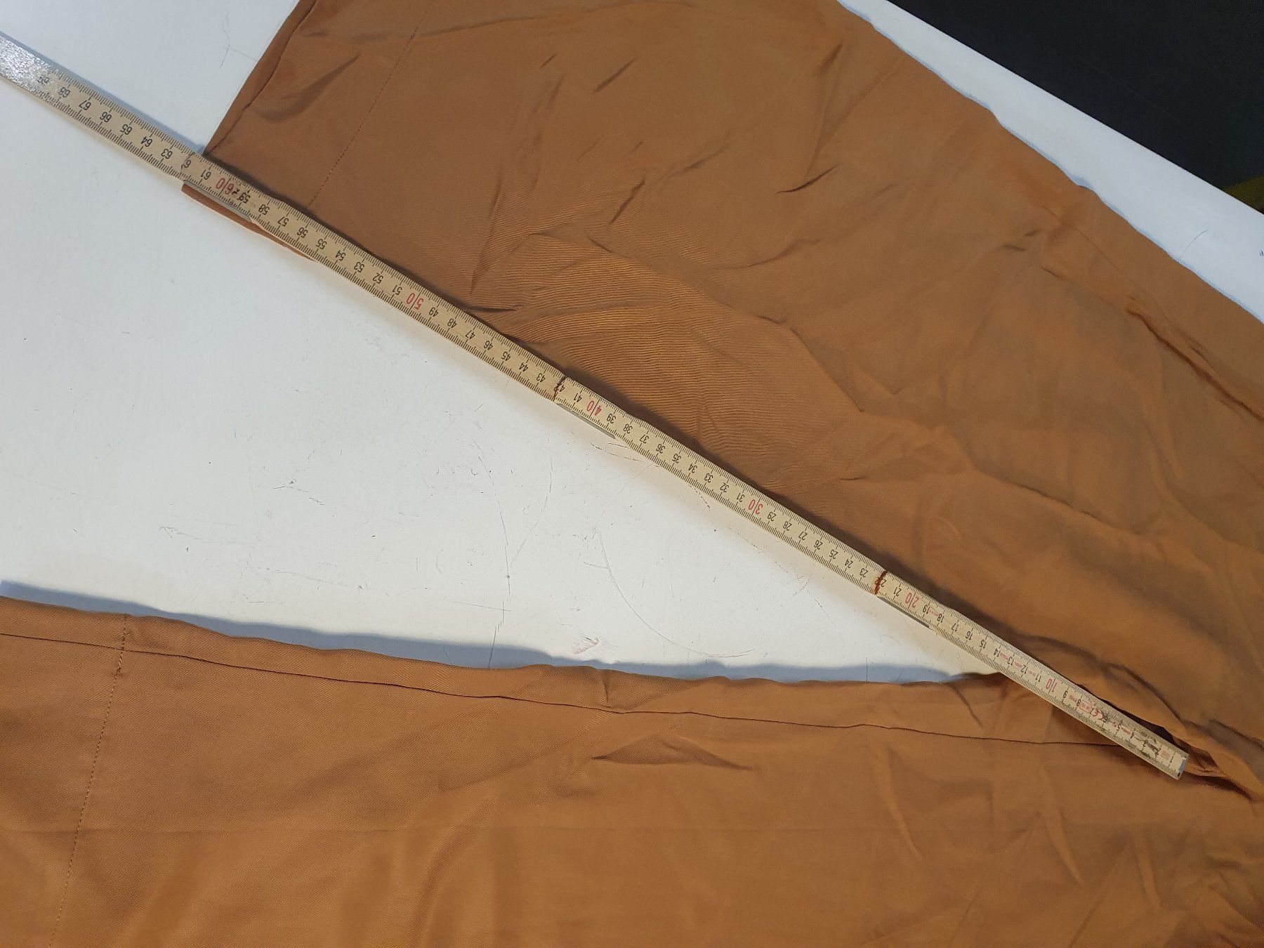 Pantalons: Mask Damenhose beige Grösse S – D'occasion à Zürich par loosebone 3