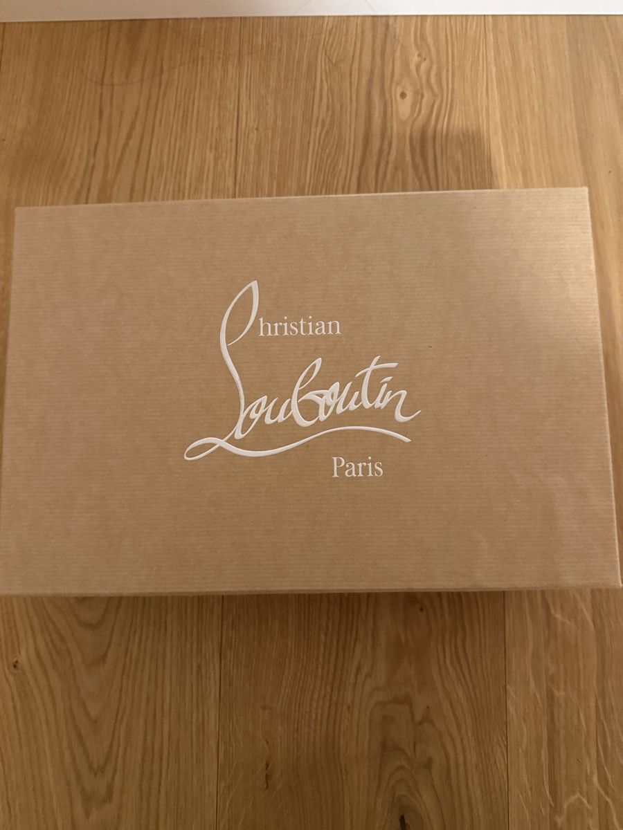 Christian Louboutin Scarpe da donna: High Heel zu verkaufen – Nuovo e nell'imballaggio originale da Teufen AR venduto da girl_068 1