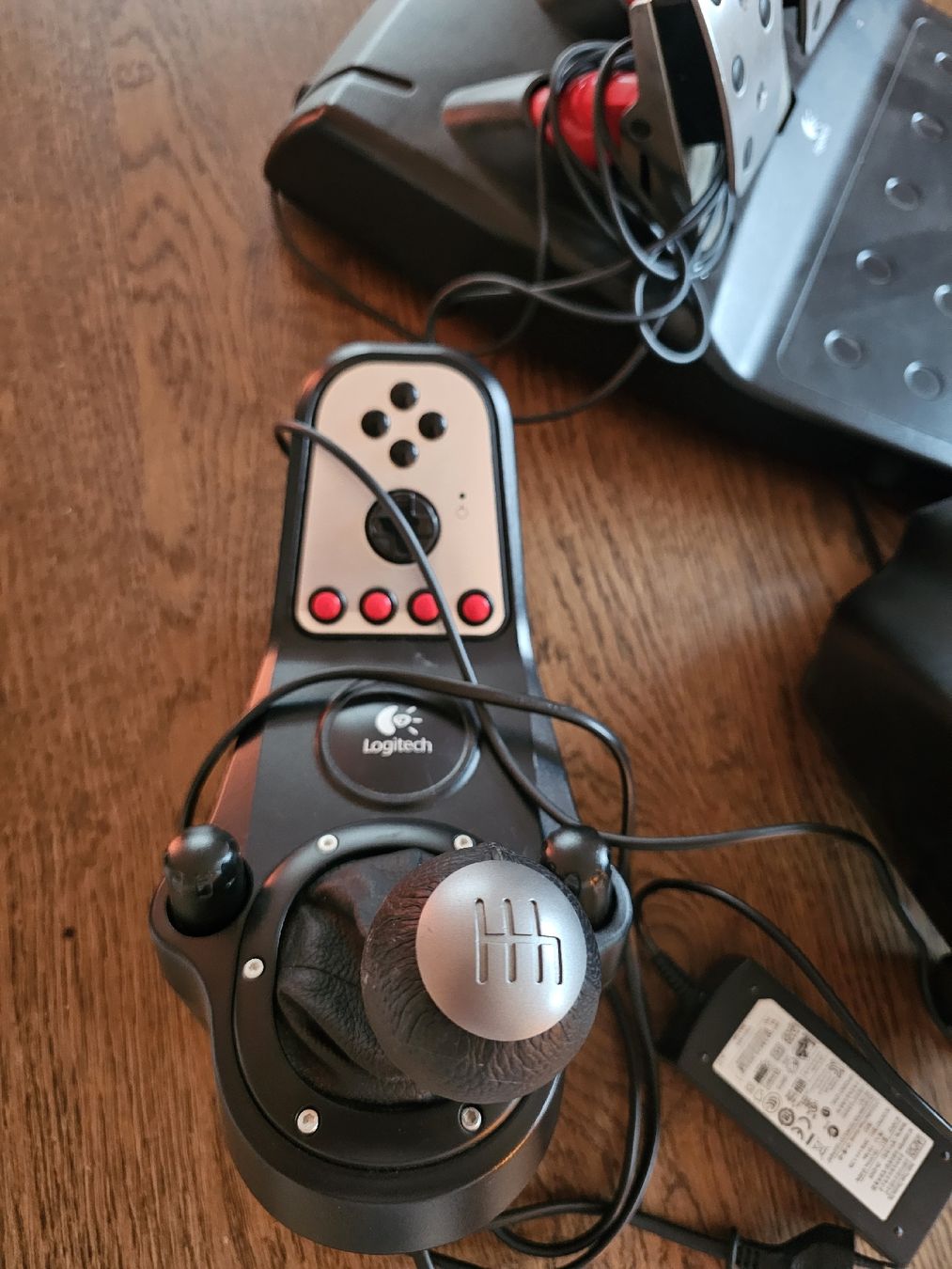 Logitech Controller: Logitech G27 racing wheel – Usato da Meilen venduto da Sfm_7ny9 3