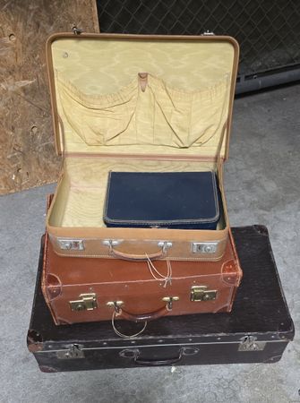 Lot de 5 valises vintage marron 