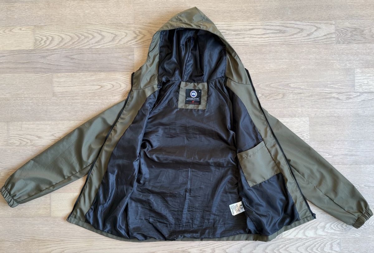 Canada Goose Jacken: Canada Goose Übergangsjacke M – Neu (gemäss Beschreibung) aus Uetliburg SG von Kimmbi 2