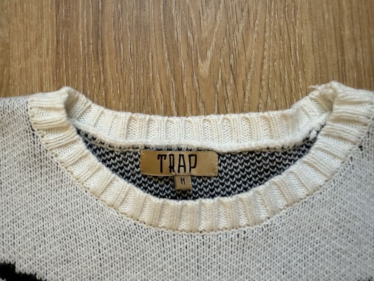 Maglioni & Felpe: Pull maille oversize blanc motif squelette Trap, t. M – Usato da Tavannes venduto da Thriftshop 5