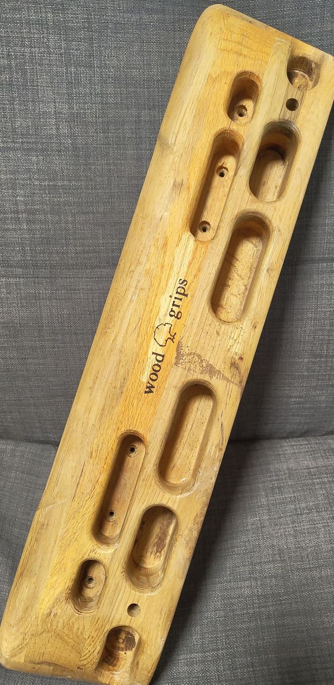 Kletterwände & Klettergriffe: Wood grips Trainingsboard Holz gebraucht – Gebraucht aus Bern von n.habegger