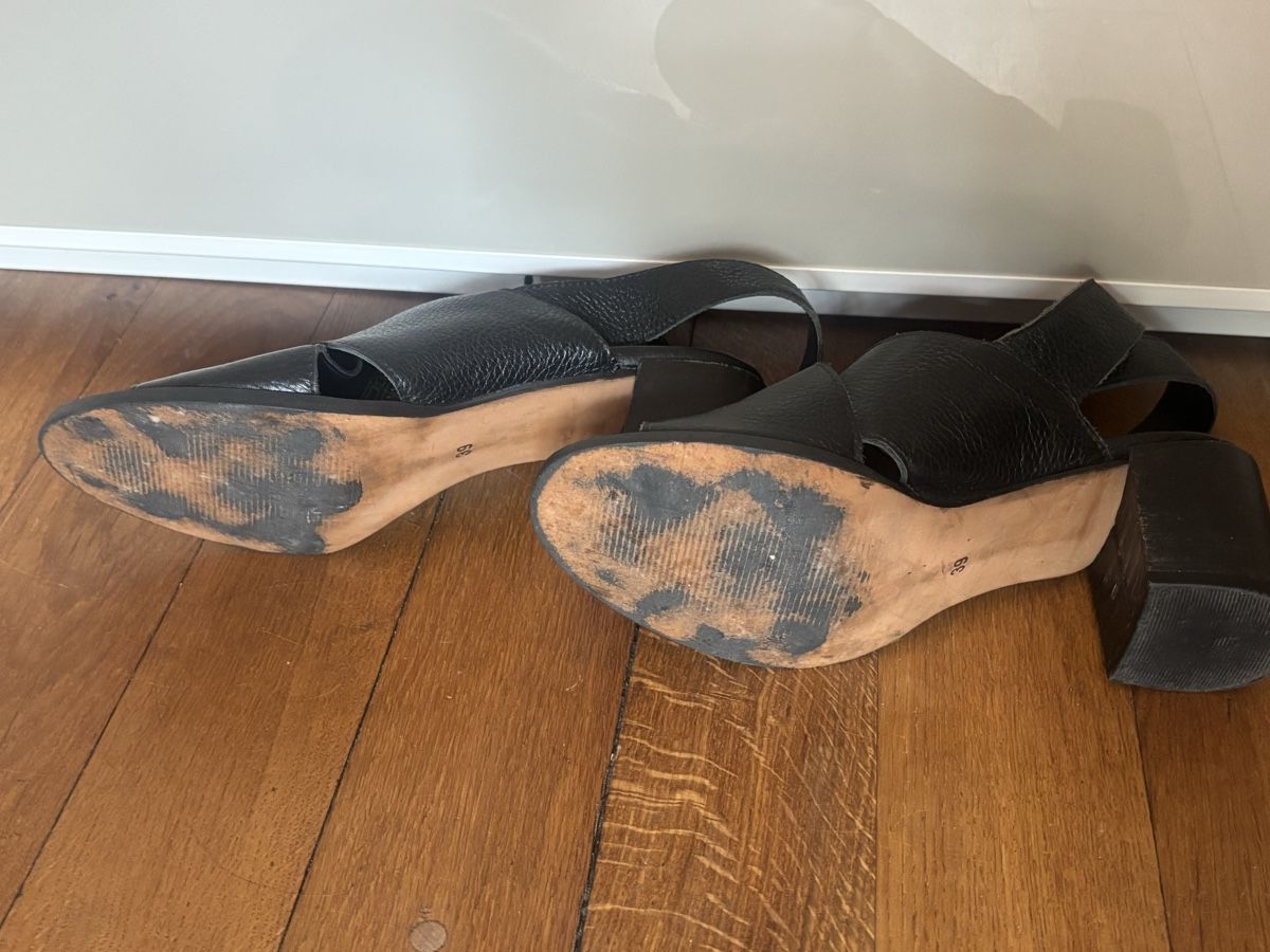 Damenschuhe: Leder Sandalette von Zign – Gebraucht aus Basel von lkl_5l2h 2