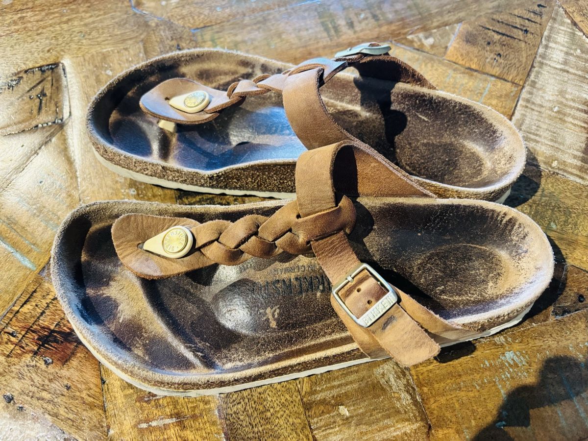 Birkenstock Herrenschuhe: Birkenstock Gizeh Cognac, 39  – Gebraucht aus La Tour-de-Peilz von sarahg80 1
