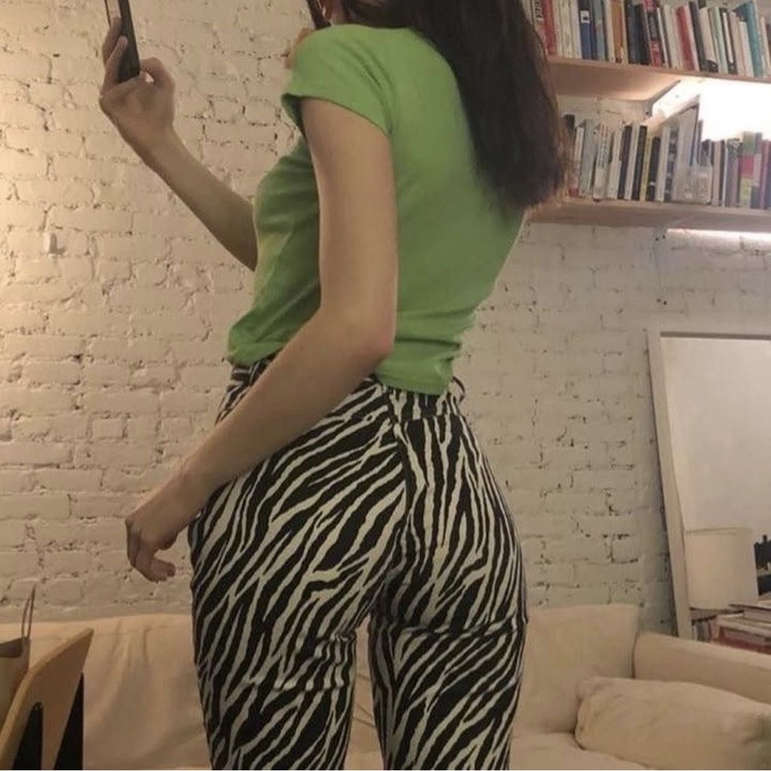 Only Pantaloni: Stretchy Tiger Print Flare Pants – Usato da Kriens venduto da tiy_wxz5 3