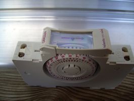 Elektromaterial Zeitschaltuhr elektr.Grässlin talento 111