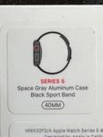 Apple Watch Series 5 / 40mm / Space Gray / + Cellular
