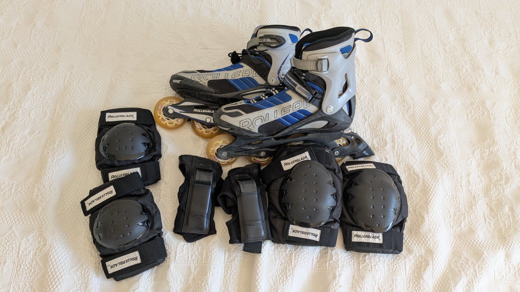 Pattini in linea & Pattini a rotelle: Inlineskates Rollerblade Gr. 43 – Usato da Adliswil venduto da bibuubib
