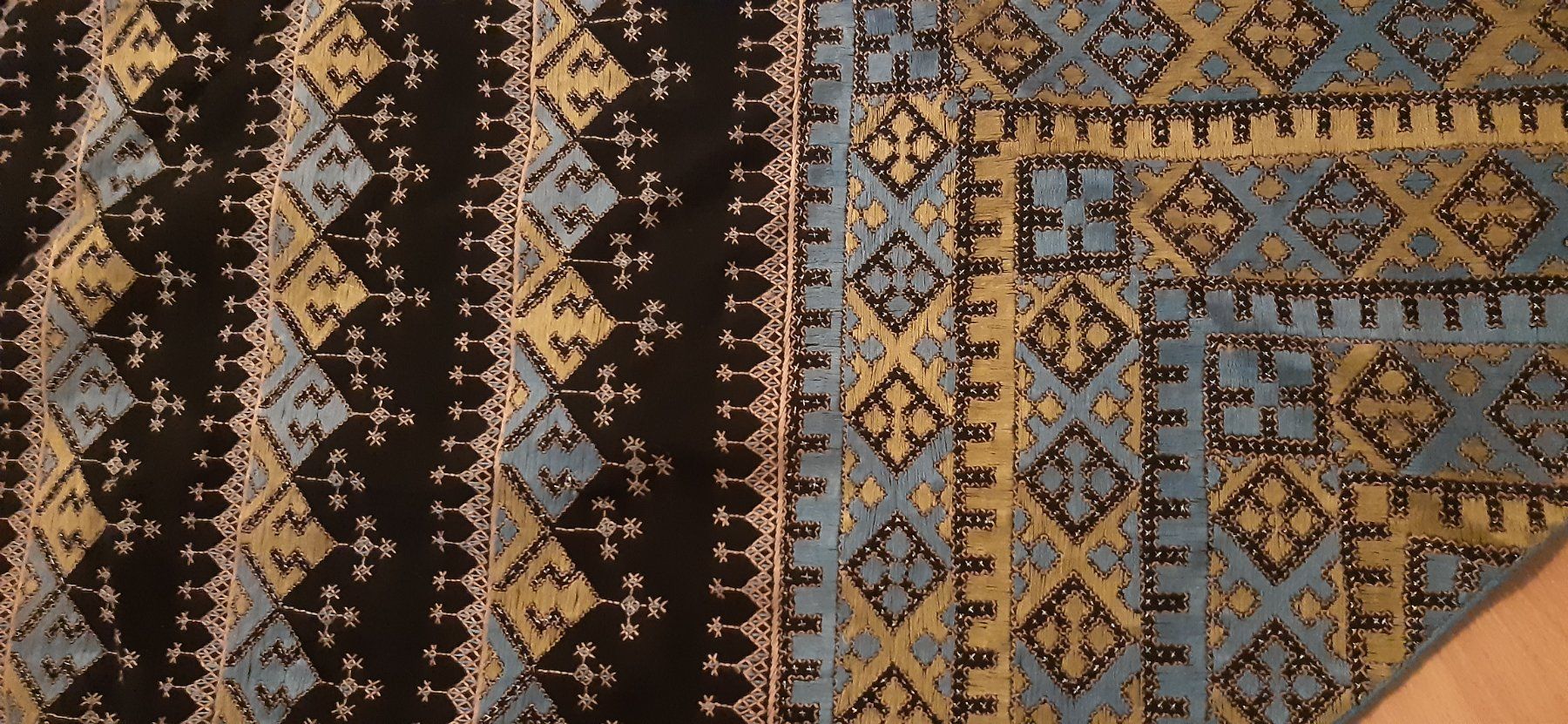 Foulards, Tücher & Schals: Magnifique châle perse en triangle avec franges – Neu (gemäss Beschreibung) aus Champvent von lallina1974 2