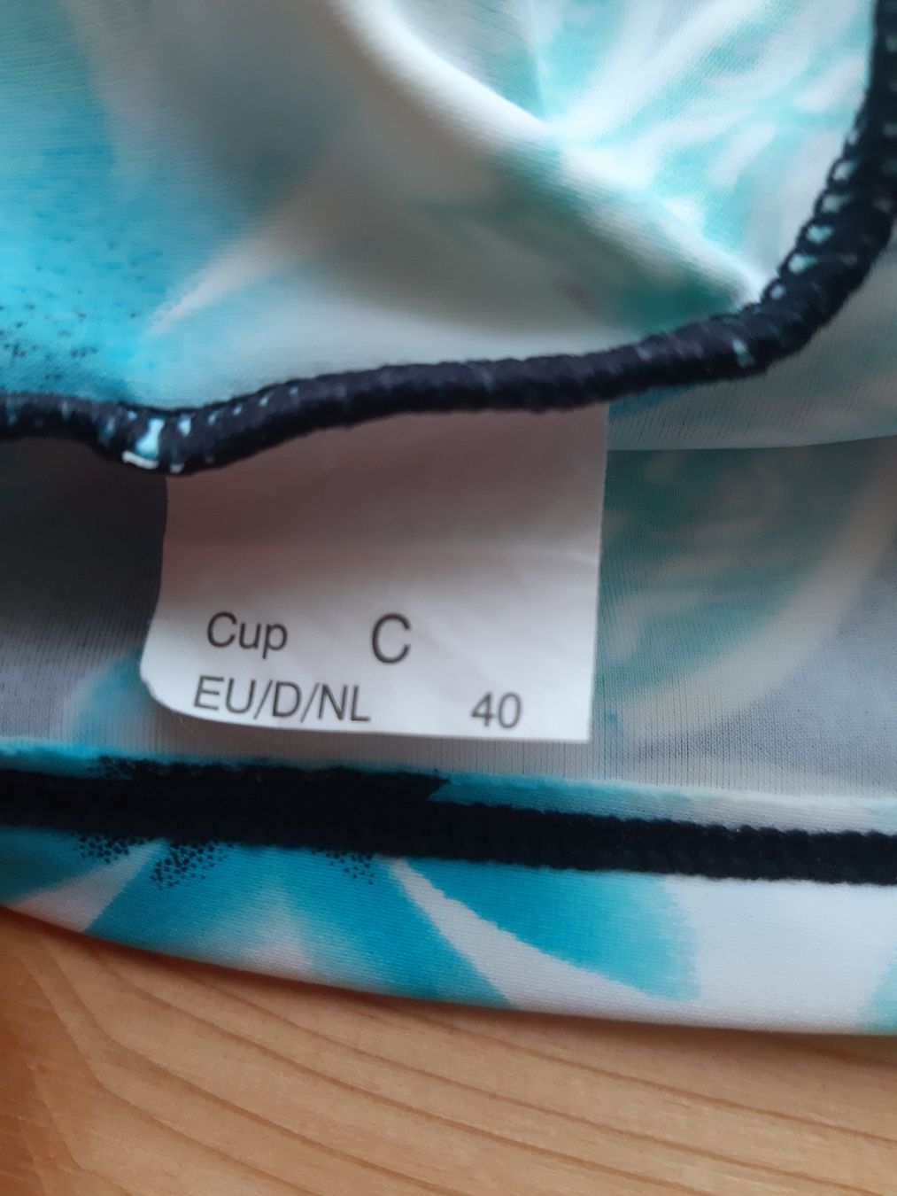Maillots de bain & Bikinis: Badekleid – D'occasion à Gossau ZH par Vreee 1
