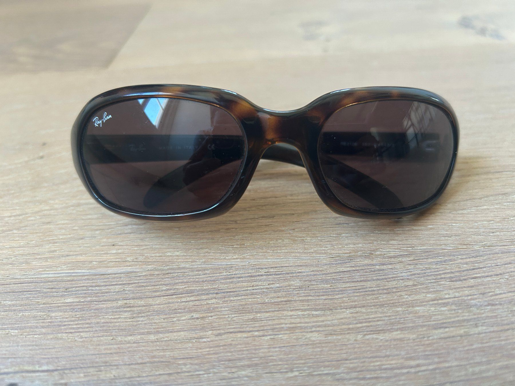 Ray-Ban Occhiali & Lenti: Ray-Ban Sonnenbrille – Usato da Zürich venduto da ins_w679