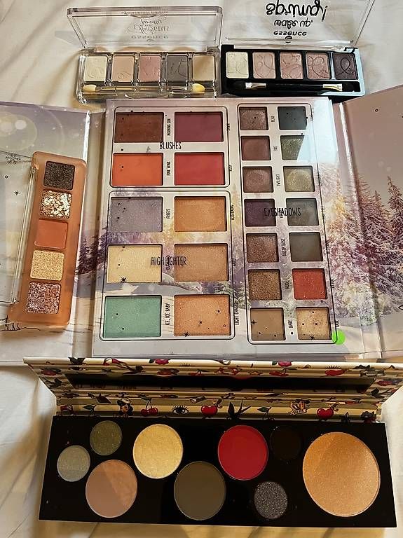 Make-up: Essence und Catrice Lidschatten Super Set – Gebraucht aus Aarau von kailing12 3