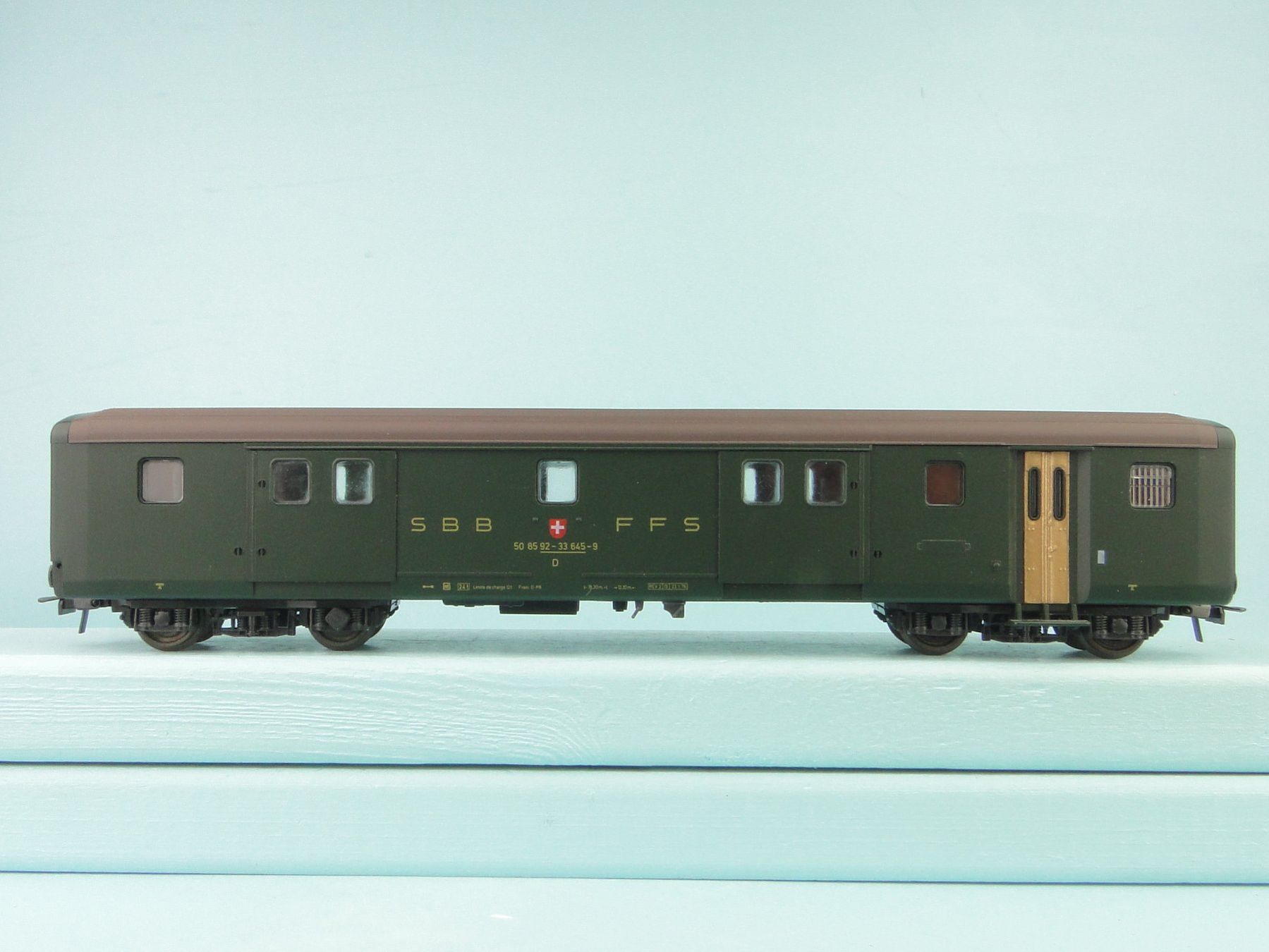 Roco Modellini di ferrovie: Roco 4240 SBB Gepäckwagen, NEU – Usato da Bülach venduto da cann11 1
