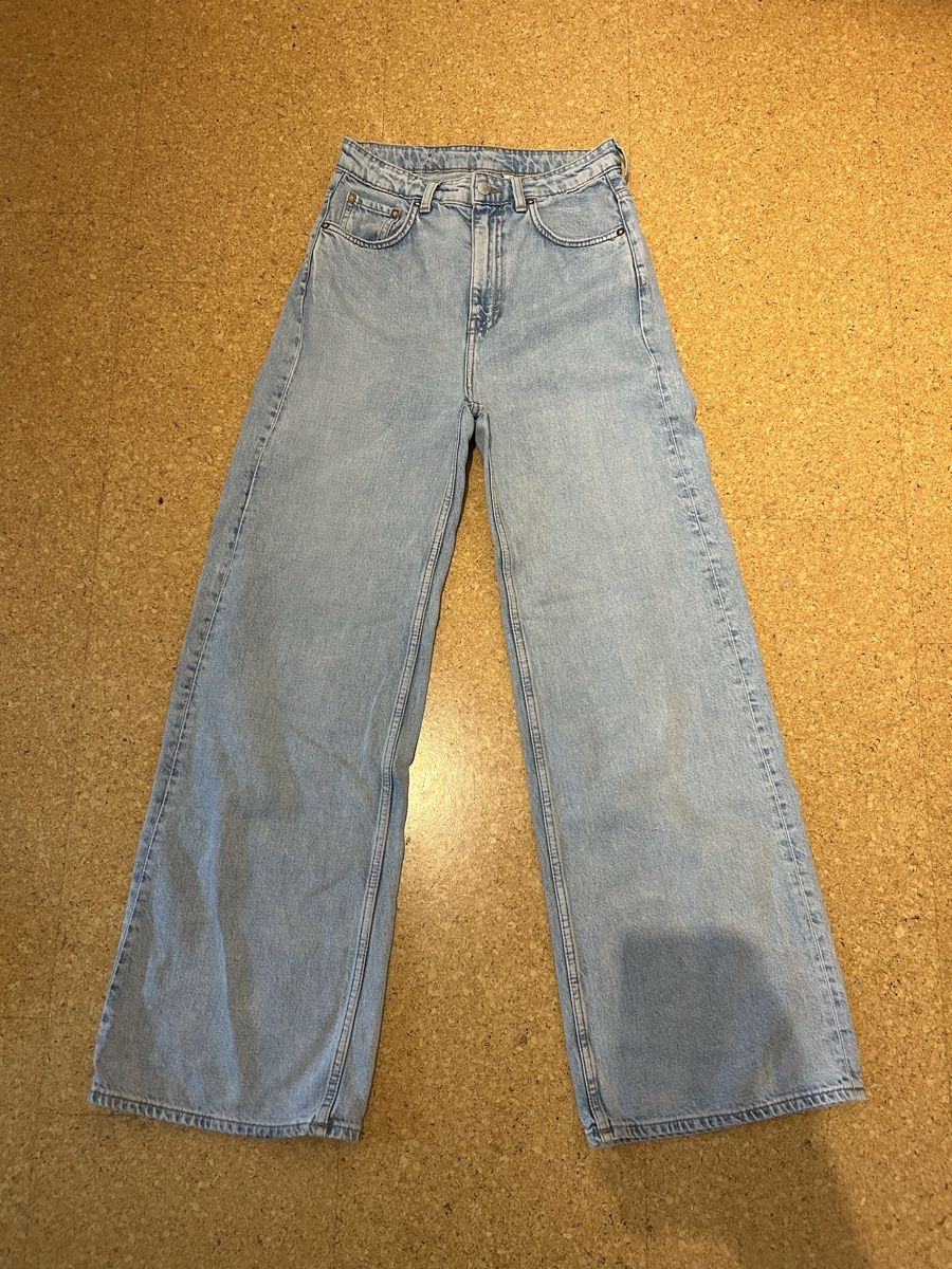 Weekday Jeans: weekday jeans 26/32 – D'occasion à Schmitten FR par let_k9yc