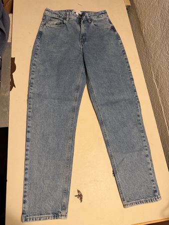 Damen Jeans H&M hellblau Grösse 38 guter Zustand