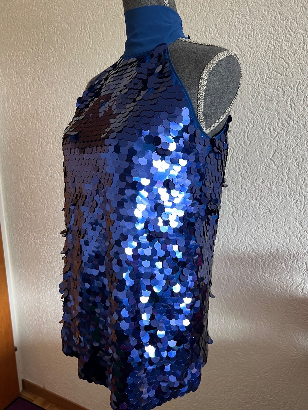 Camicette: Neckholder Bluse Mit Pailletten Blau Gr S – Usato da Frenkendorf venduto da Style365 4