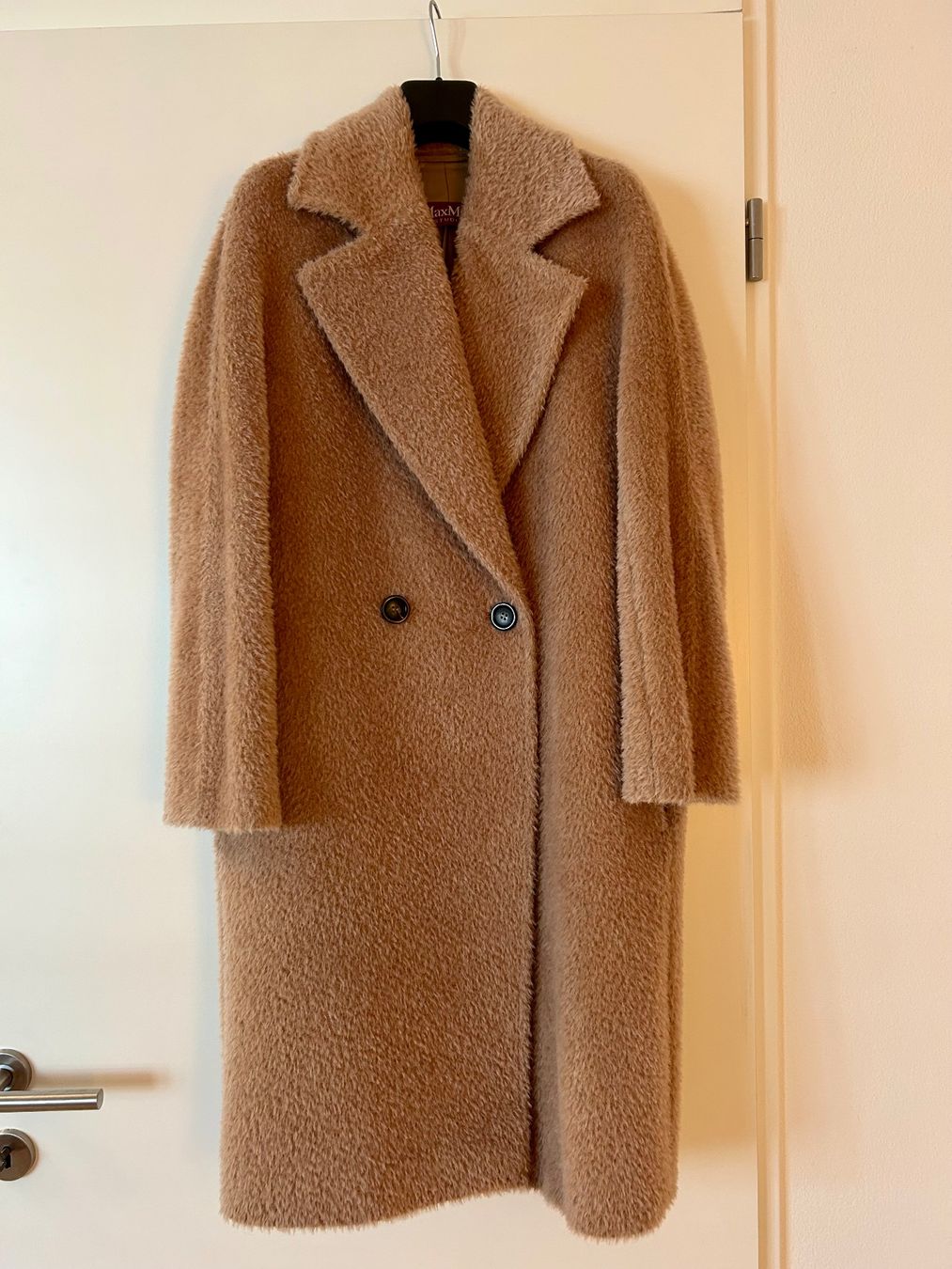 Max Mara Cappotti: Manteau MaxMara Studio Camel – Usato da GOCKHAUSEN venduto da chrismon