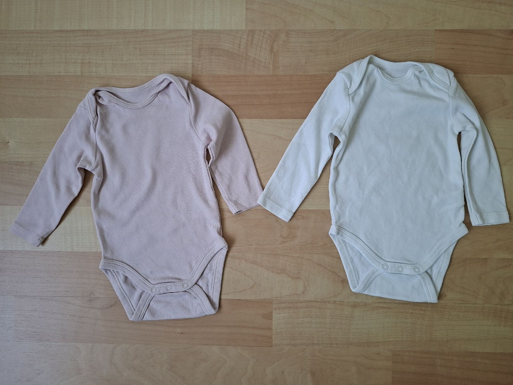 Next Lotti & Set di vestiti: 9 Langarm Bodys, Gr. 62 & 68 – Usato da Niederlenz venduto da ion_gv7d 2