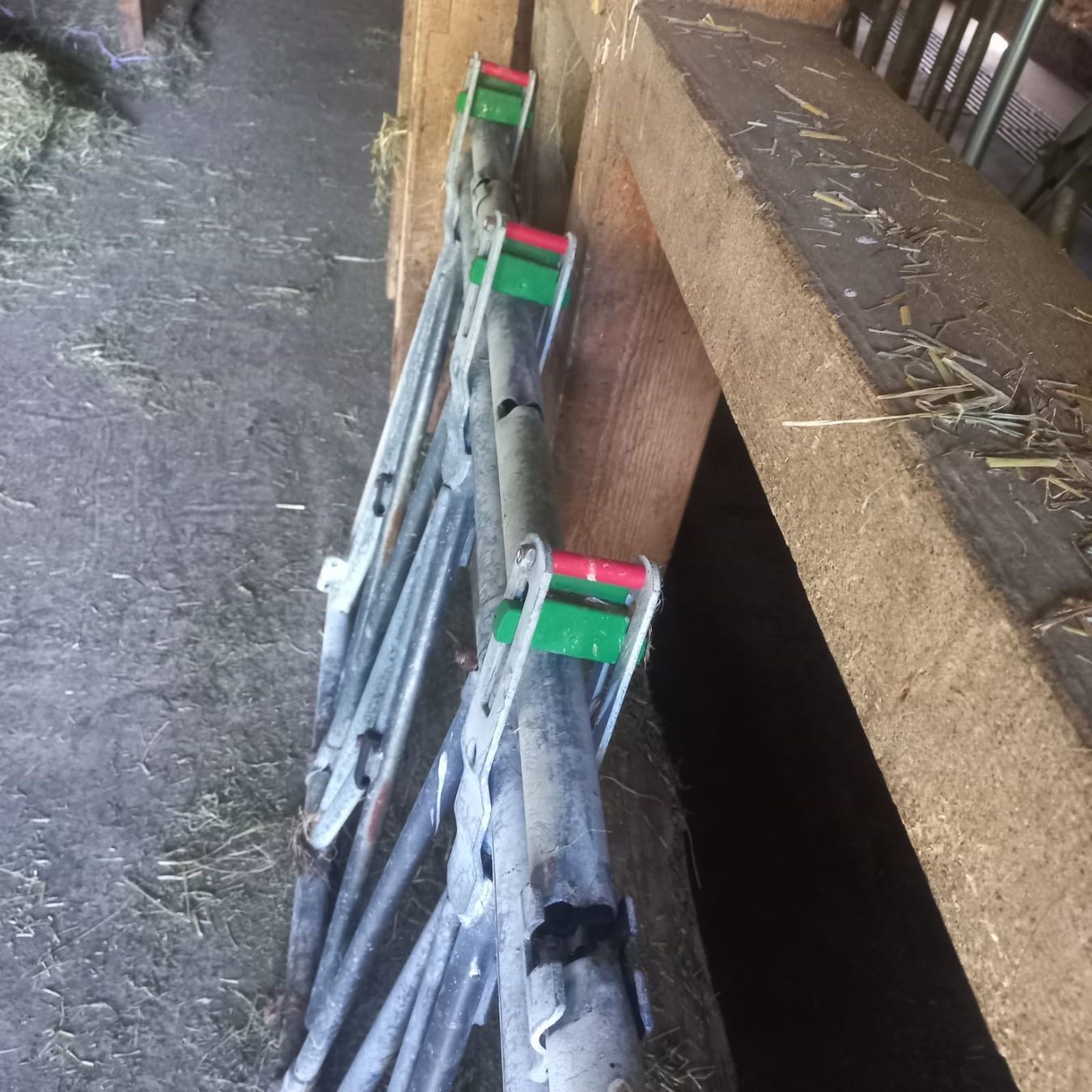 Altro in Accessori per animali: Ravagro Kälber Fressgitter – Usato da Rieden SG venduto da Sirene6 2