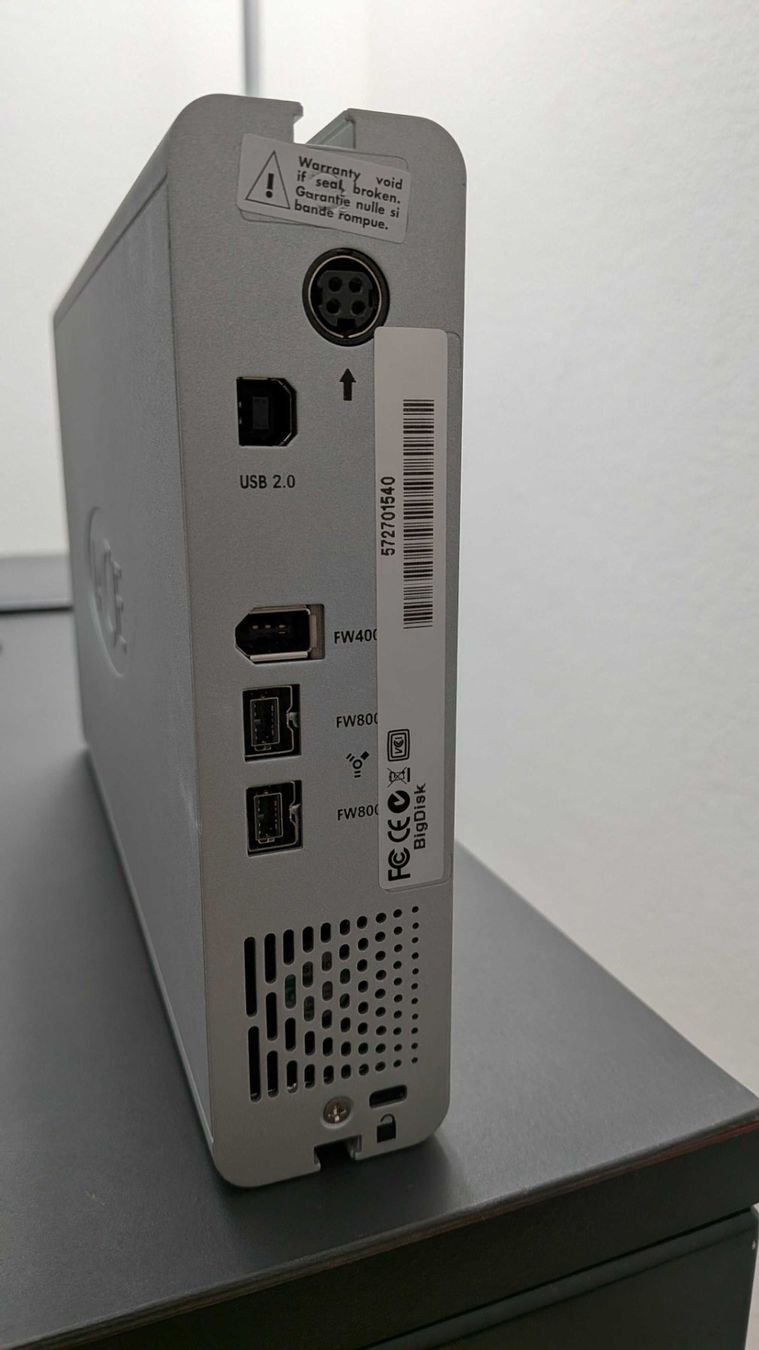 Lacie Dischi rigidi: LaCie HD 1TB – Usato da Zürich venduto da elhopper 1