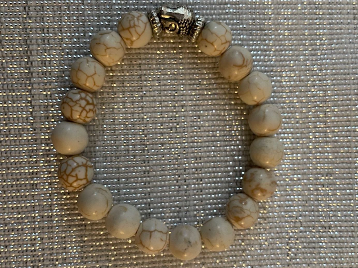 Bracciali & Braccialetti: Bracelet aux perles de pierre – Usato da Préverenges venduto da groli_mur